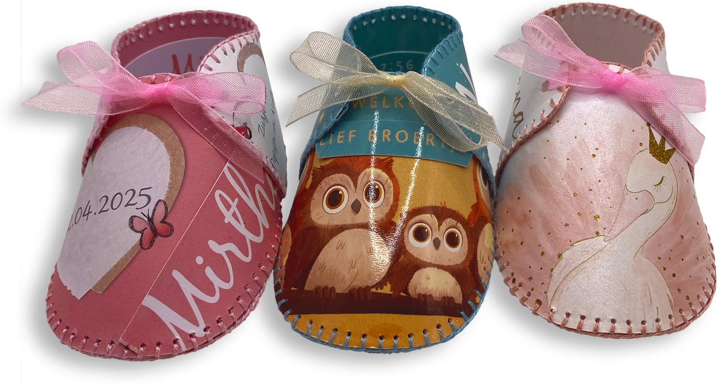 uniek kraamcadeau van geboorte kaartje